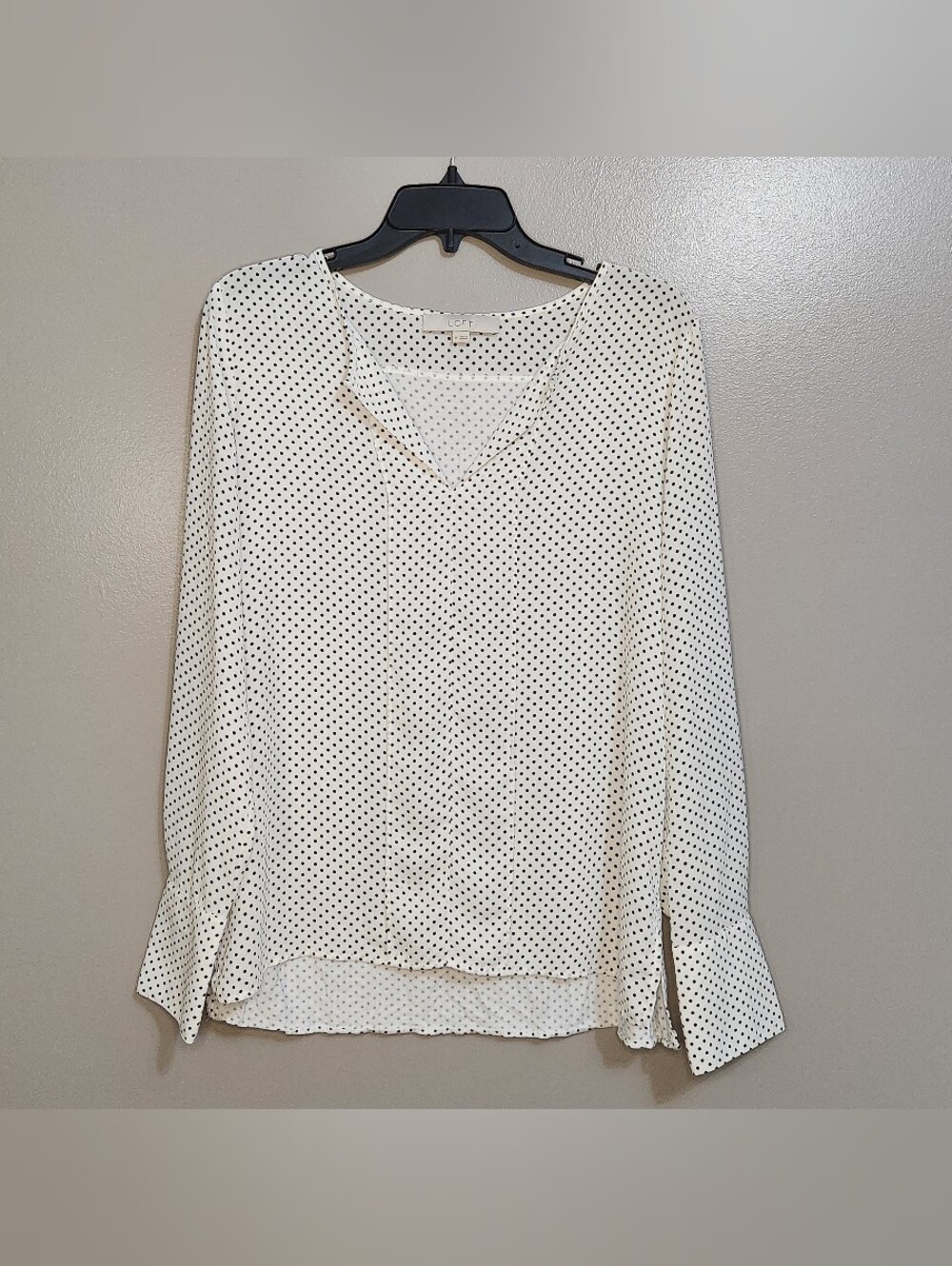 LOFT White Long Sleeve Blouse with Polka Dots Size Medium